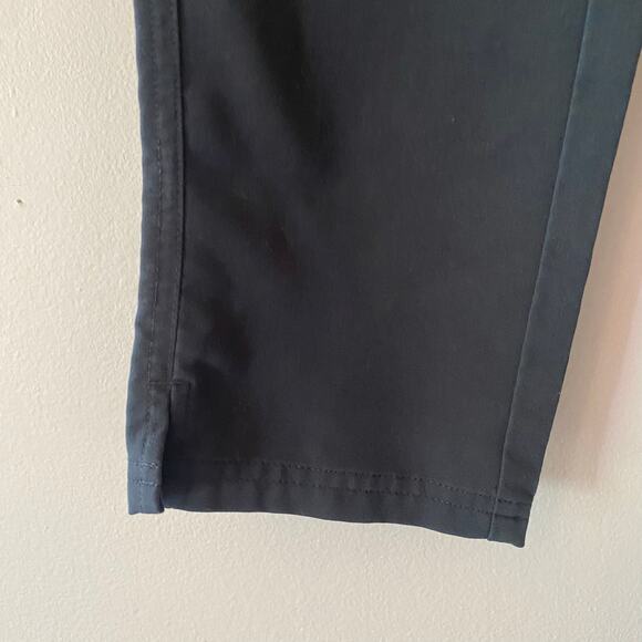 FIGS Charcoal Gray Yola Scrub Pants Straight Leg Women's size XS Maternity - Picture 8 of 10